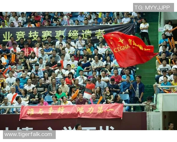 泳池争锋竞技盛宴，追逐速度与荣耀的游泳争霸赛